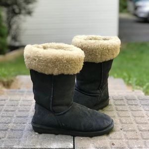 Bear paw Sherpa lined boots